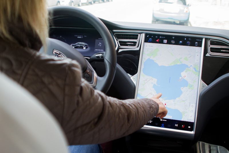 MGE Partners with Electric Vehicle (EV) Drivers to Test New Technology